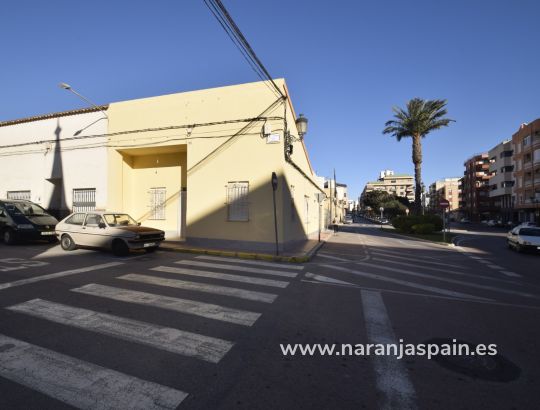 Semi-detached house - Sale - Guardamar del Segura - Town Guardamar